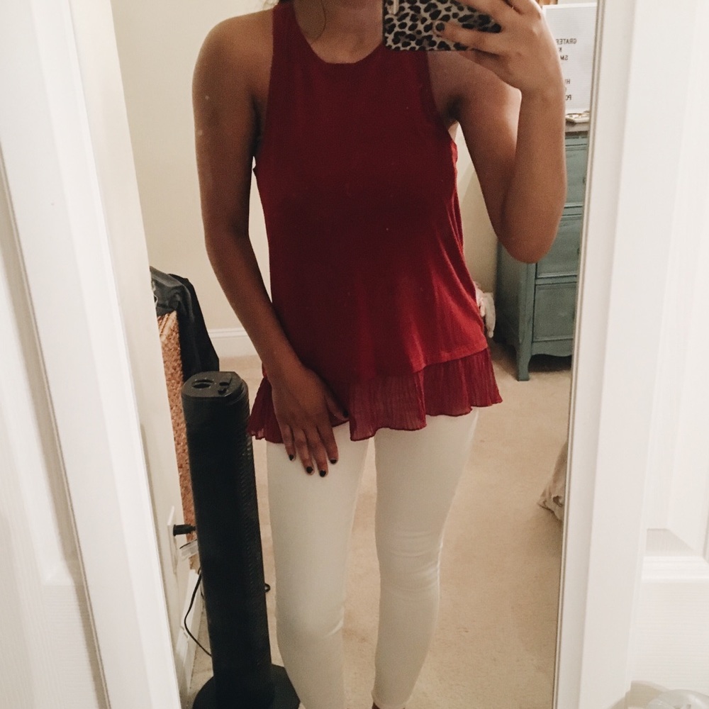 Hollister Tank